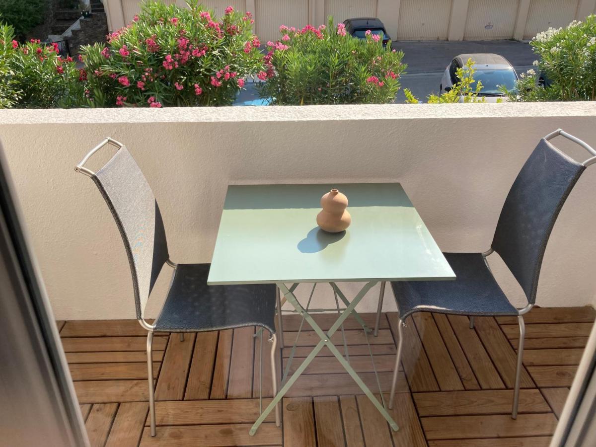 Апартаменты 66B - Beautiful Flat 800M From The Sea With Private Parking Коллиур Экстерьер фото